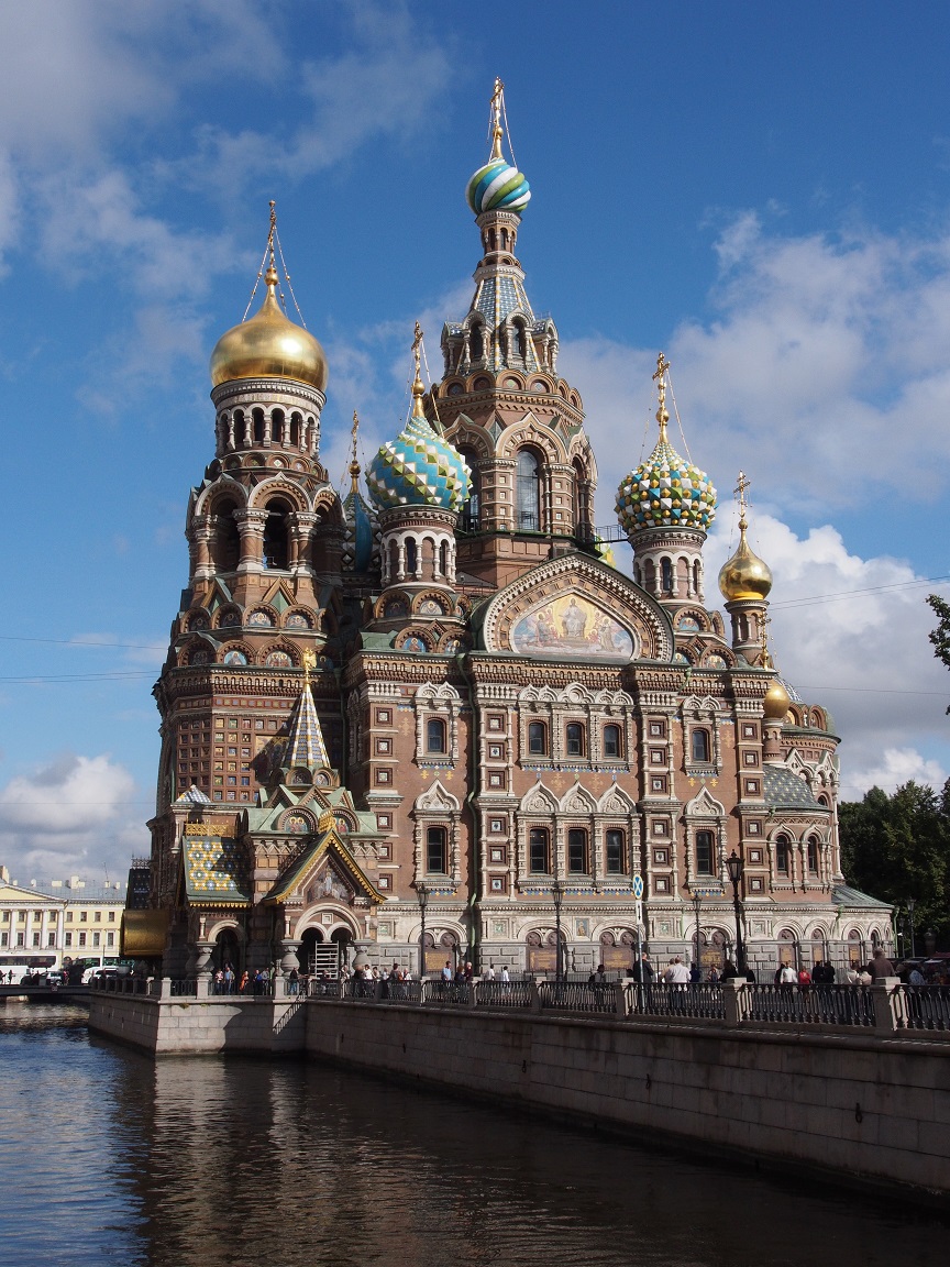 1- L'église du Saint Sauveur sur le Sang versé 1- L'église du Saint Sauveur sur le Sang versé